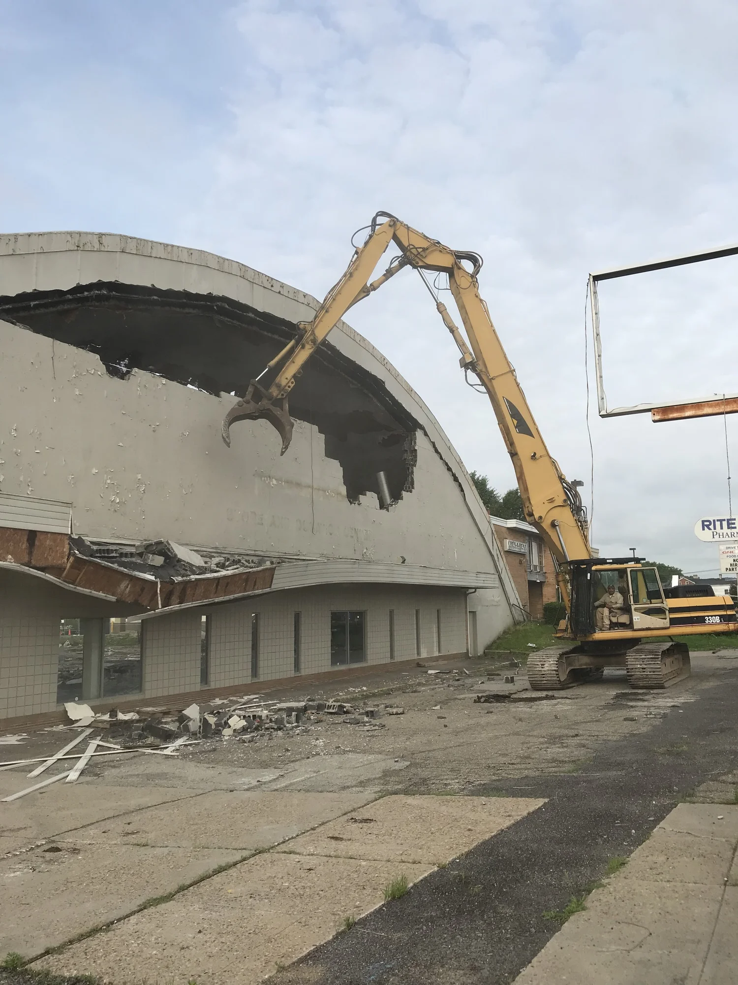 Ches-A-Rena Skating Rink